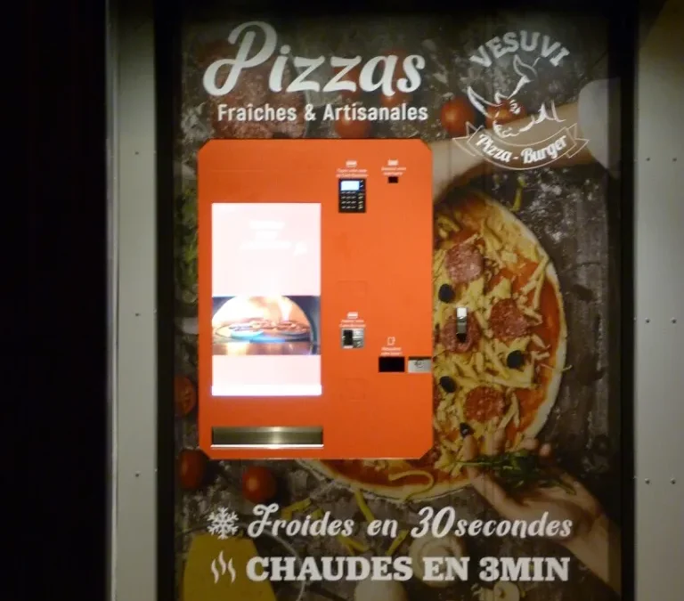 Découvrez notre distributeur de pizza 24h/24